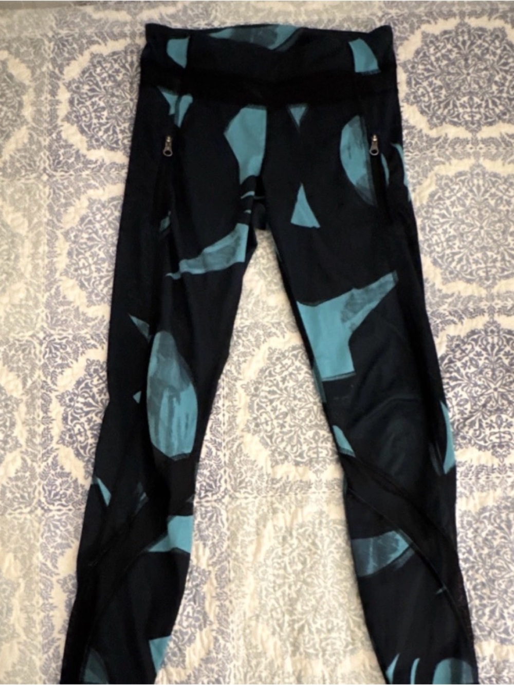 lululemon athletica Black Leggings with Teal Abstract Print